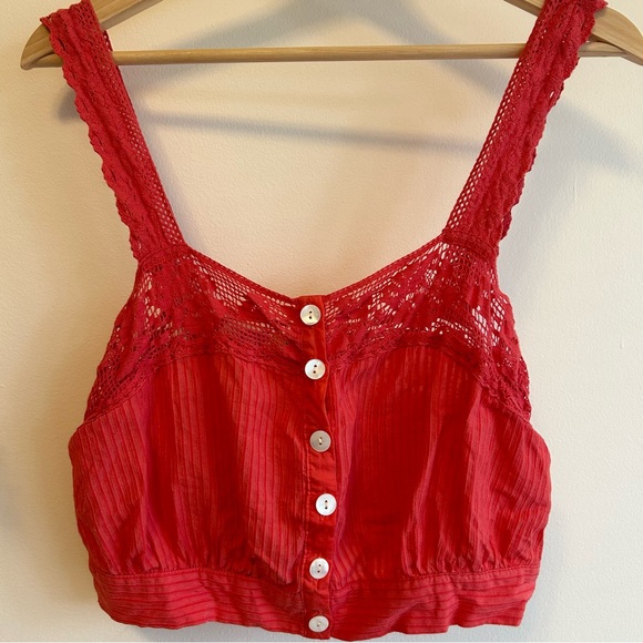 URBAN OUTFITTERS Bohemian Pink Crochet/Lace crop tank top blouse. Size M - Picture 2 of 5